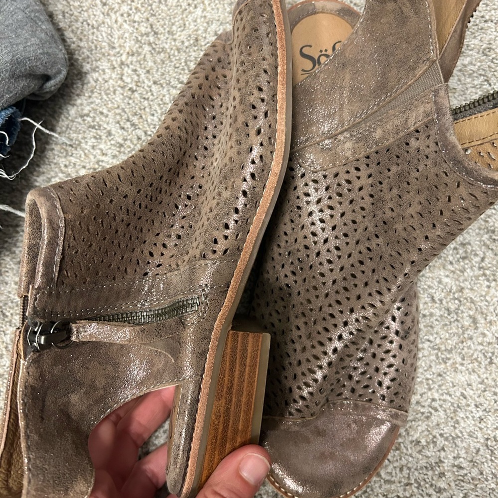 Fall open toe Sofft size 11 bootie. Worn 1x. THESE MUST GO. Redoing closet